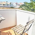 Hostel Algarve Surf Camp &