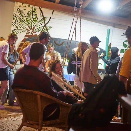 Hostel Algarve Surf Camp &