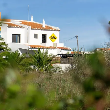 Algarve Surf Camp & * Sagres